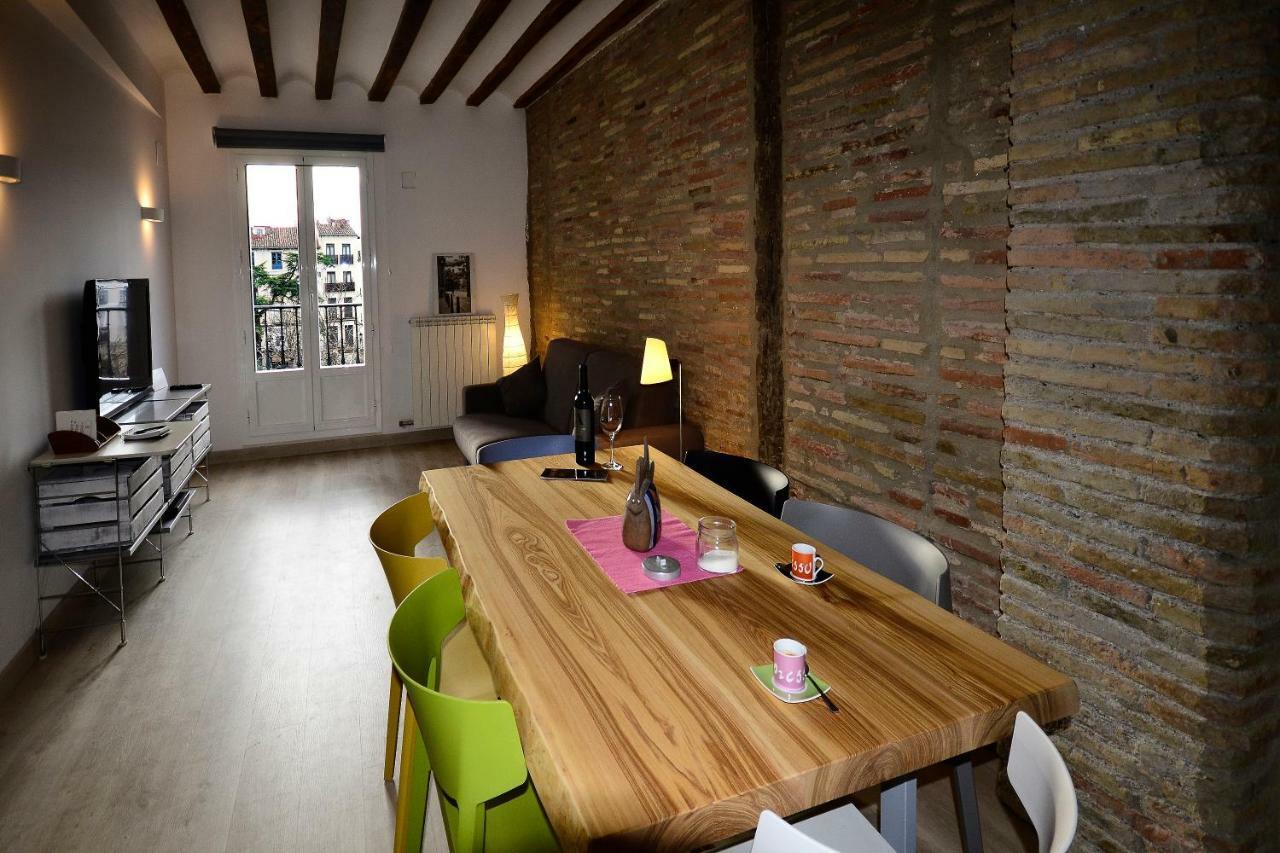 Casas Uva Plaza Mercado Logroño Exterior foto